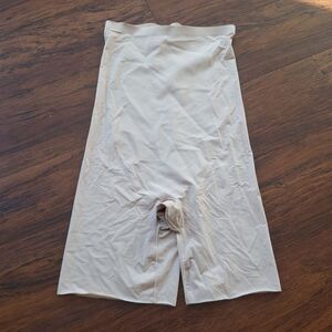 Spanx High-Waisted Nude Shapewear Shorts Size Medium Flawed